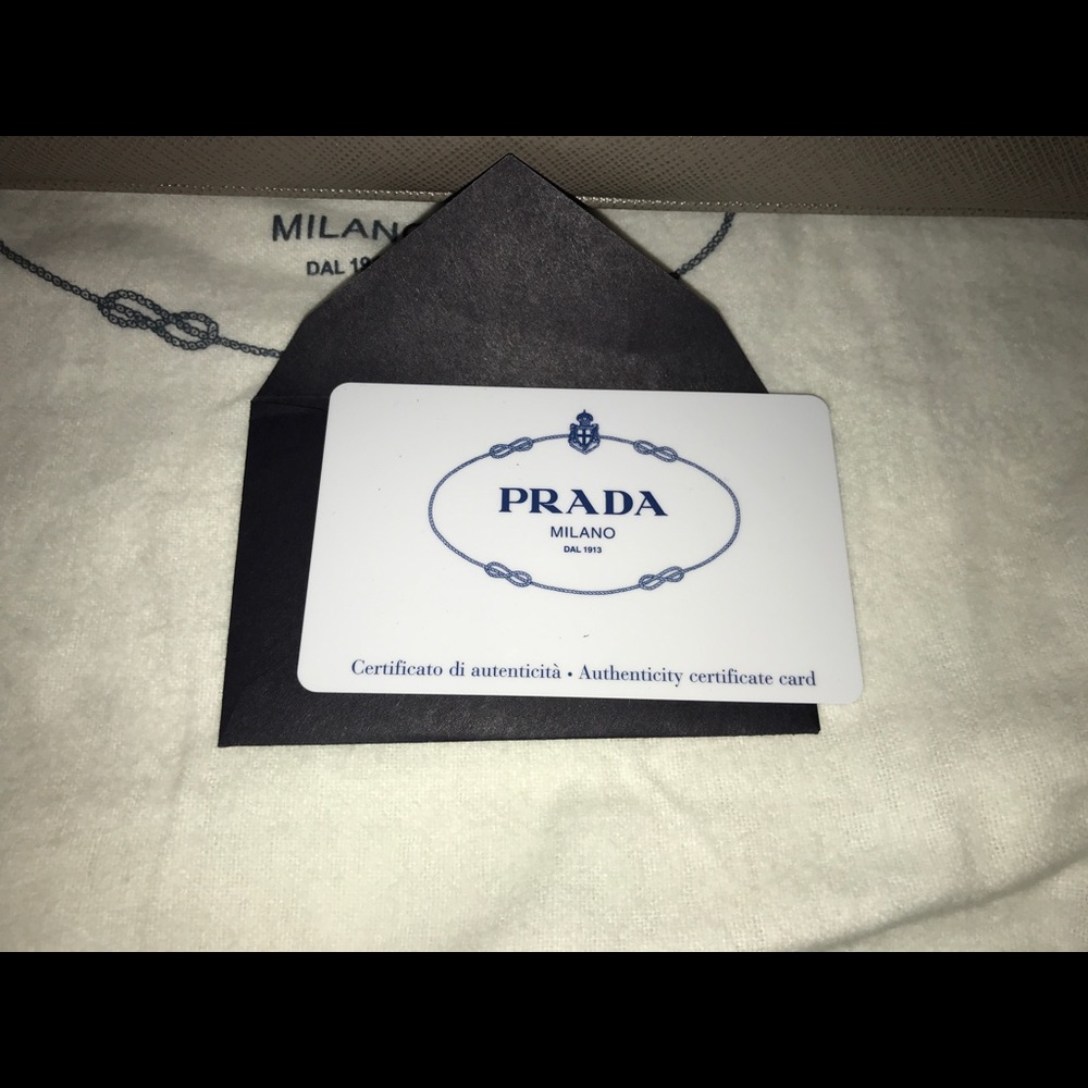 Prada Large Saffiano Leather bag - Picture 6 of 7
